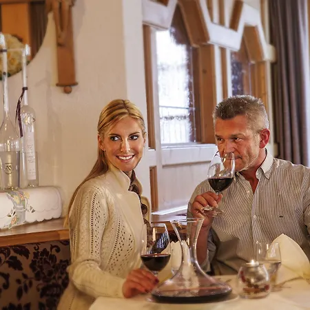 Hotel Alpine Lifestyle Madlener 4*