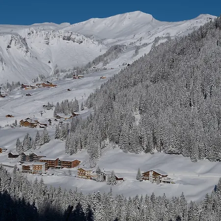 Alpine Lifestyle Madlener Hotel 4*